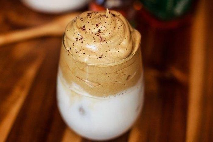 Resep Dalgona Cokelat Susu Segar