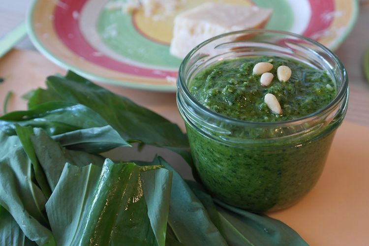 Inilah Dia Berbagai Jenis Kacang Untuk Membuat Saus Pesto