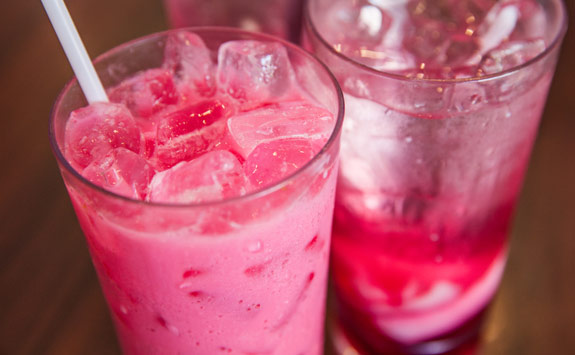 Tidak Kalah Dengan Minuman Kekinian, Berikut Minuman-Minuman Pergaulan Khas Indonesia