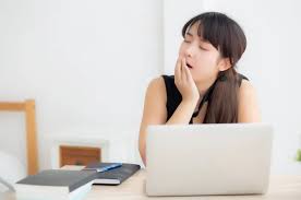 Tips Mencegah Kantuk Saat Bekerja