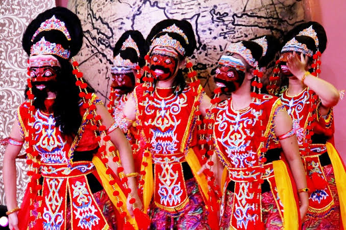 Tari Topeng Temenggung, Tarian Tradisional Cirebon