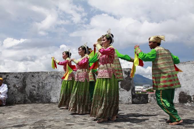 Tari Lalayon, Tari Tradisional Dari Maluku Utara