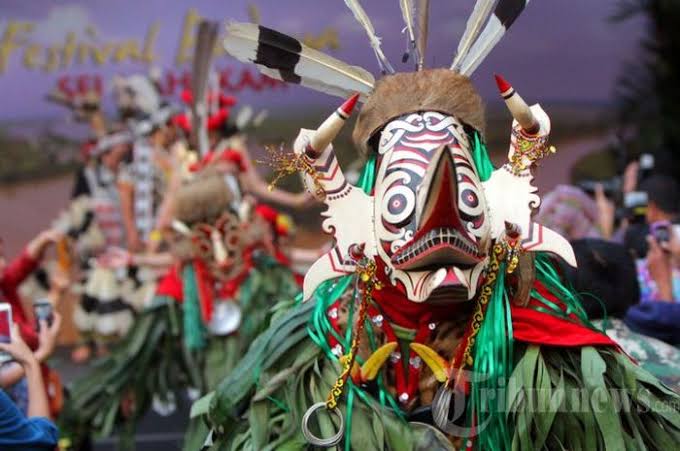 Tari Hudoq, Tari Topeng Dari Kalimantan Timur