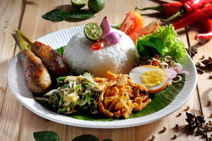 Orang Indonesia Hampir Tidak Pernah Melewatkan Makanan Ini