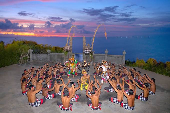 Ternyata Inilah Dia Asal Usul Ritual Kecak
