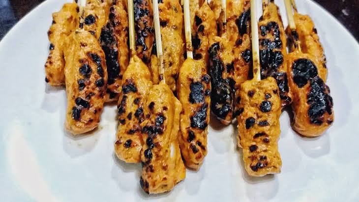 Wajib Dicoba! Makanan-Makanan Lombok Yang Membuat Anda Ketagihan