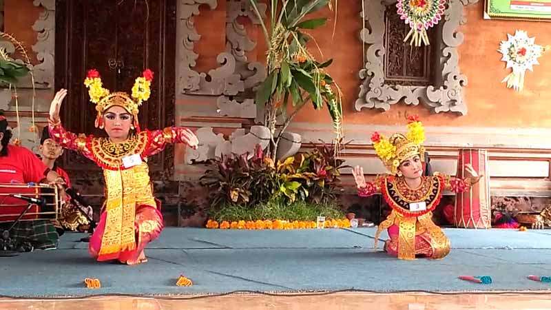 Tari Condong, Tari Bali Dari Pertengahan Abad 19