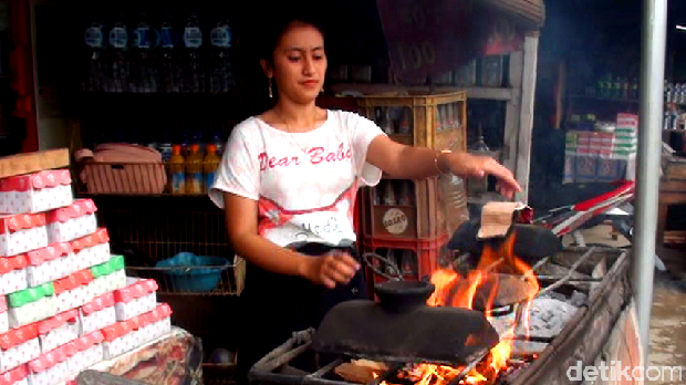 Lezatnya Kue Dange Dari Sulawesi Selatan