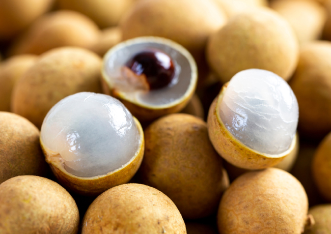 Buah Kelengkeng, Manis, Segar, Kaya Antioksidan