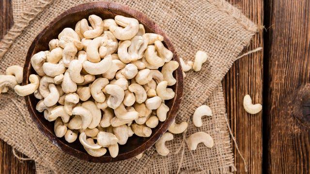 Kacang Mete, Camilan Lezat yang Baik untuk Kolesterol