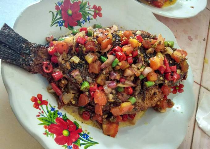 Resep Ikan Nila Goreng Sambal Dabu Dabu Andaliman