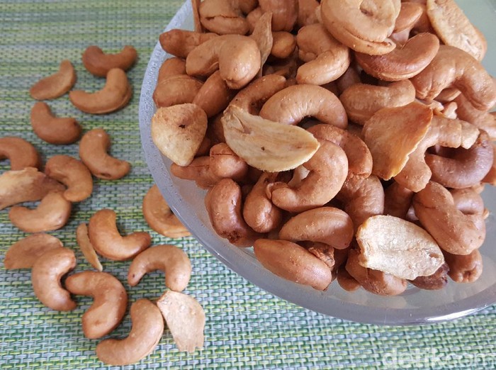 Resep Kacang Mete Goreng Bawang Putih & Santan