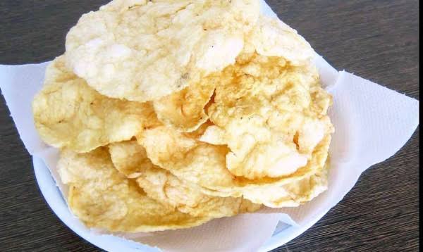 Soto, Nasi Goreng, Bubur Ayam Sangat Cocok Jika Ditambahkan Topping Salah Jenis Kerupuk Asli Indonesia Ini