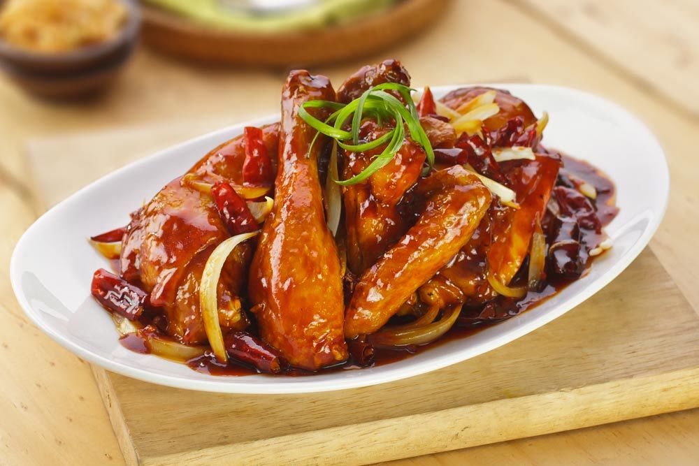 Sering Tertukar Dengan Semur Ayam, Hidangan Lezat Ini Ternyata Memiliki Cita Rasa Yang Berbeda